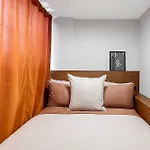 Aquarius - Luxe Inner City Abode