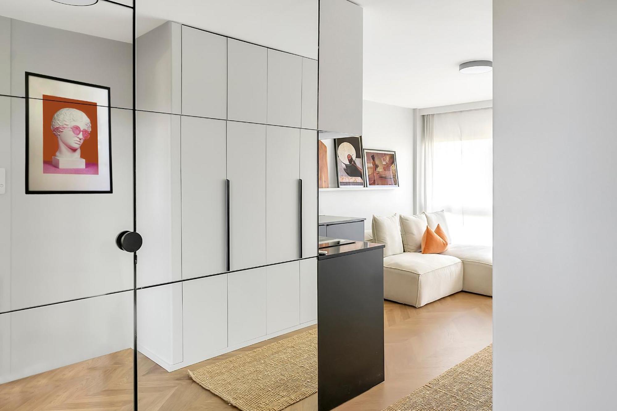 Aquarius - Luxe Inner Abode Apartment *